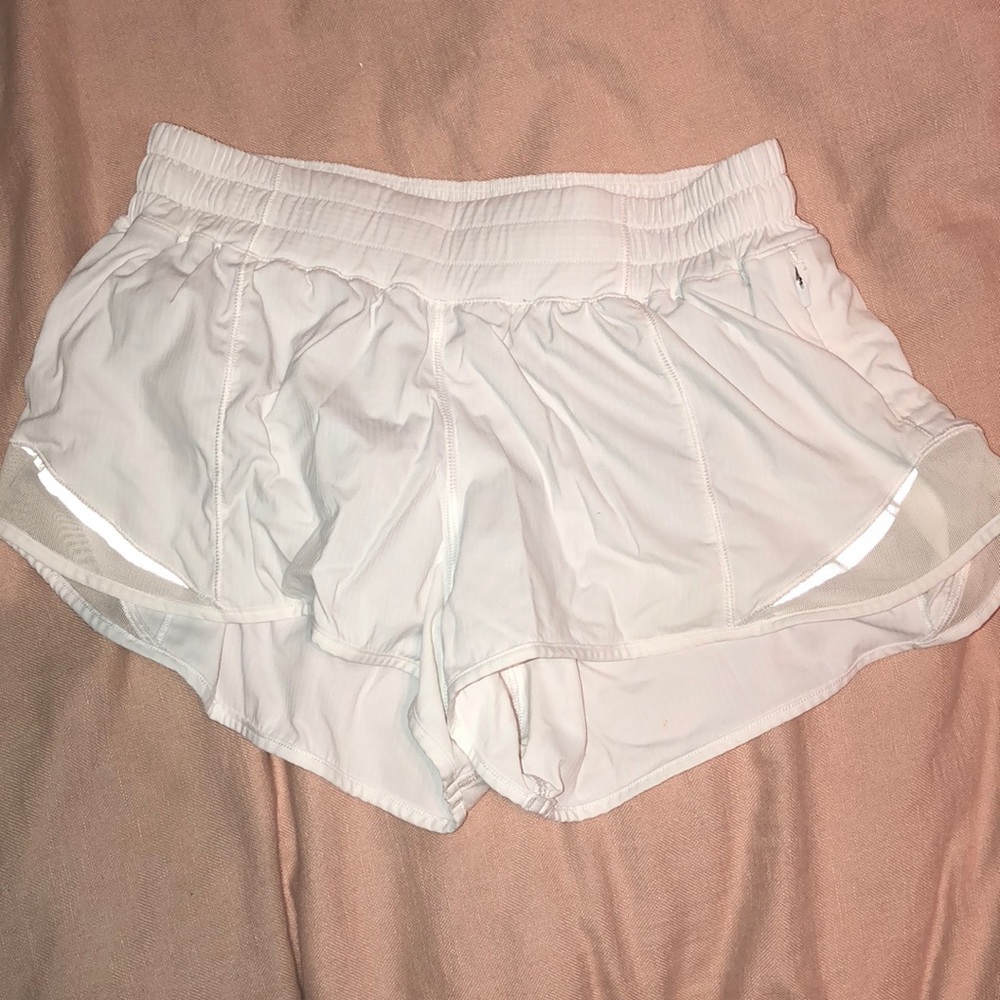 NWOT White Lululemon Hotty Hot Shorts